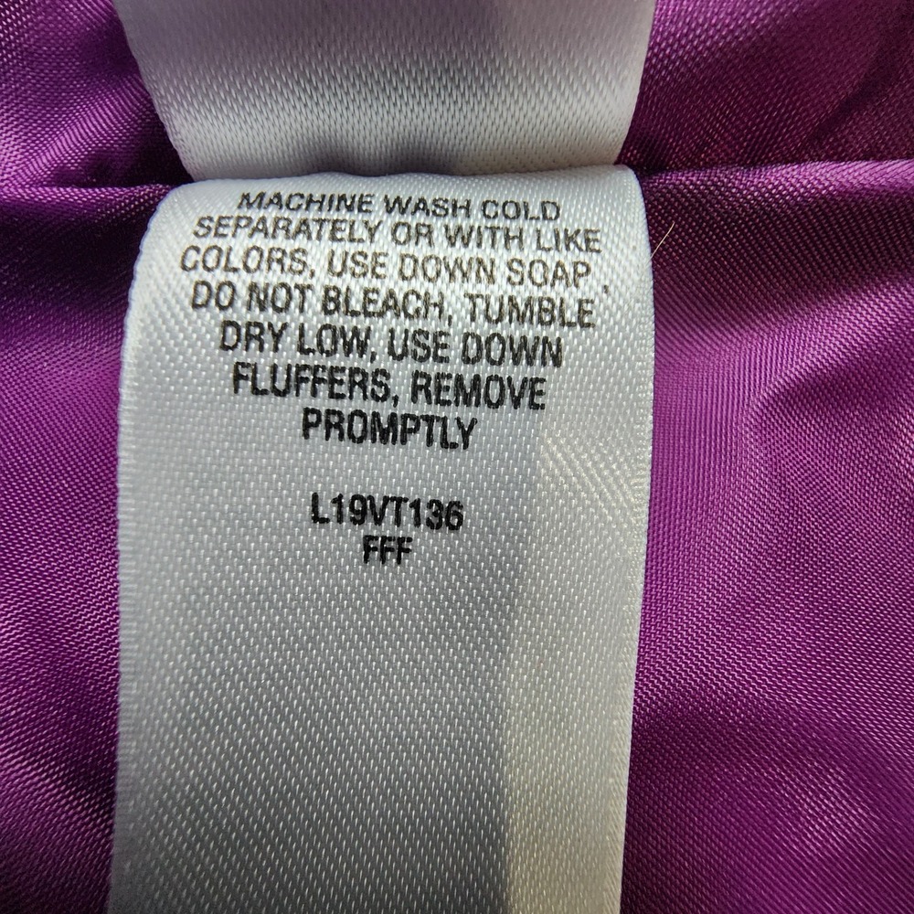 Cabelas Goose Down 650 Puffer Vest Women's Black And Purple Size‎ S Petite - Picture 8 of 10